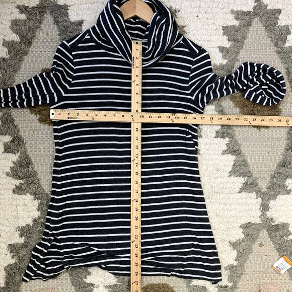 Ann Taylor Loft Grey White Stripe Knit Turtleneck Cowl Tunic Top S Small - Picture 5 of 9